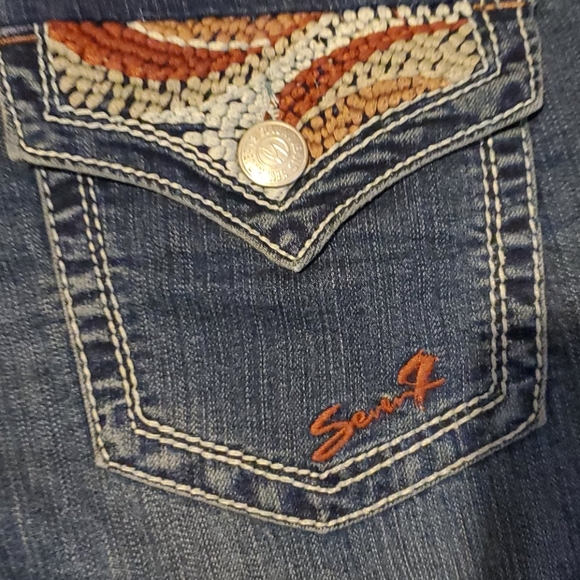 Jeans - Picture 2 of 7